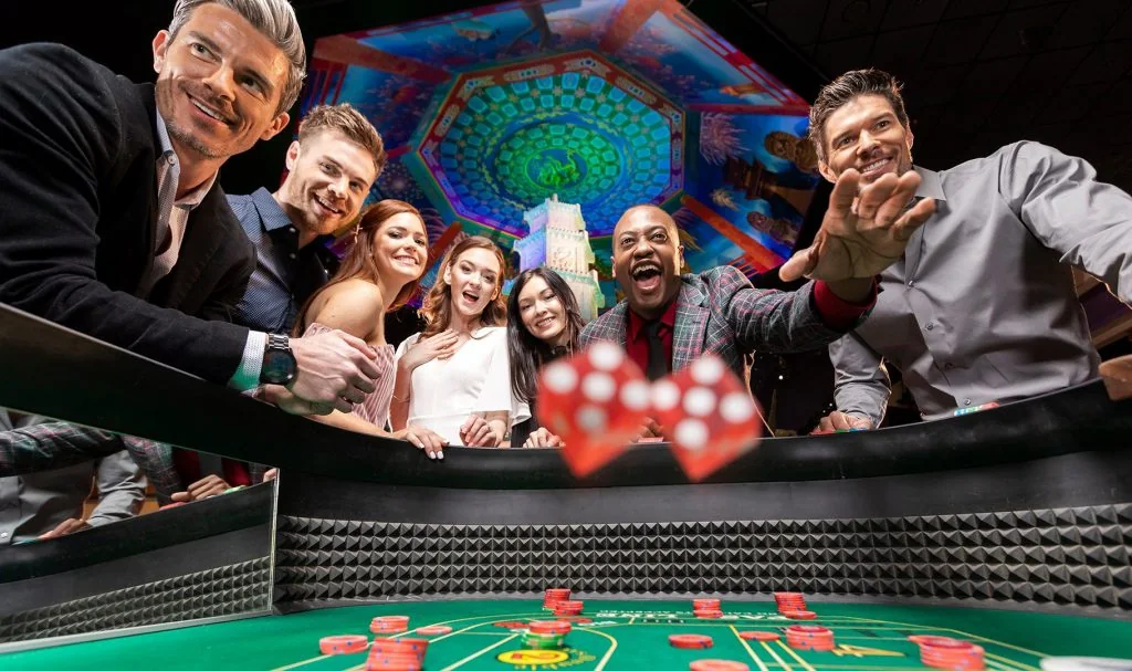 Tampilan meja roulette dan area taruhan kasino